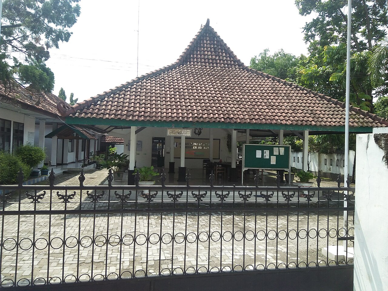 Perlindungan pekerja rentan